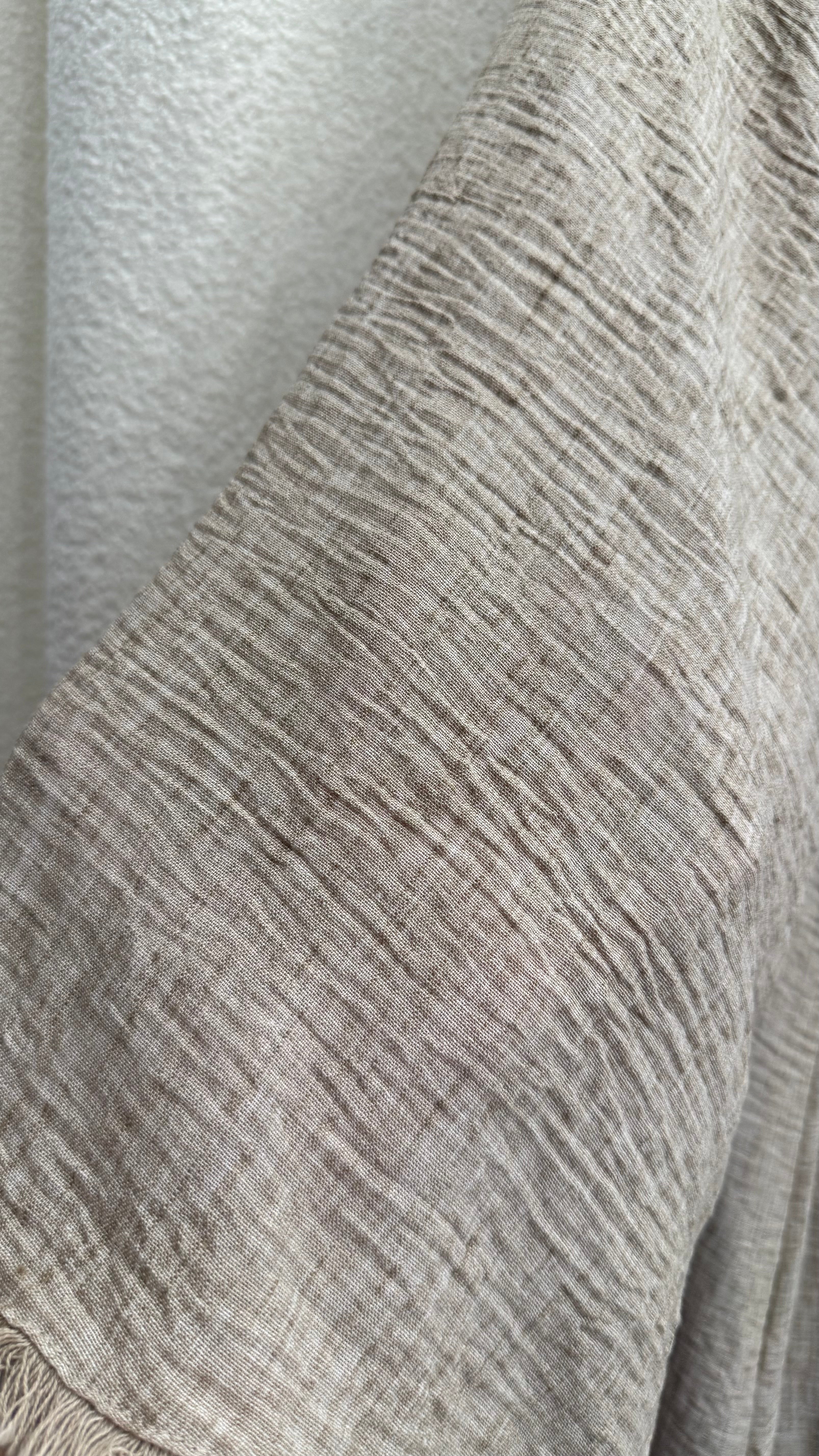 Abaya Modeste