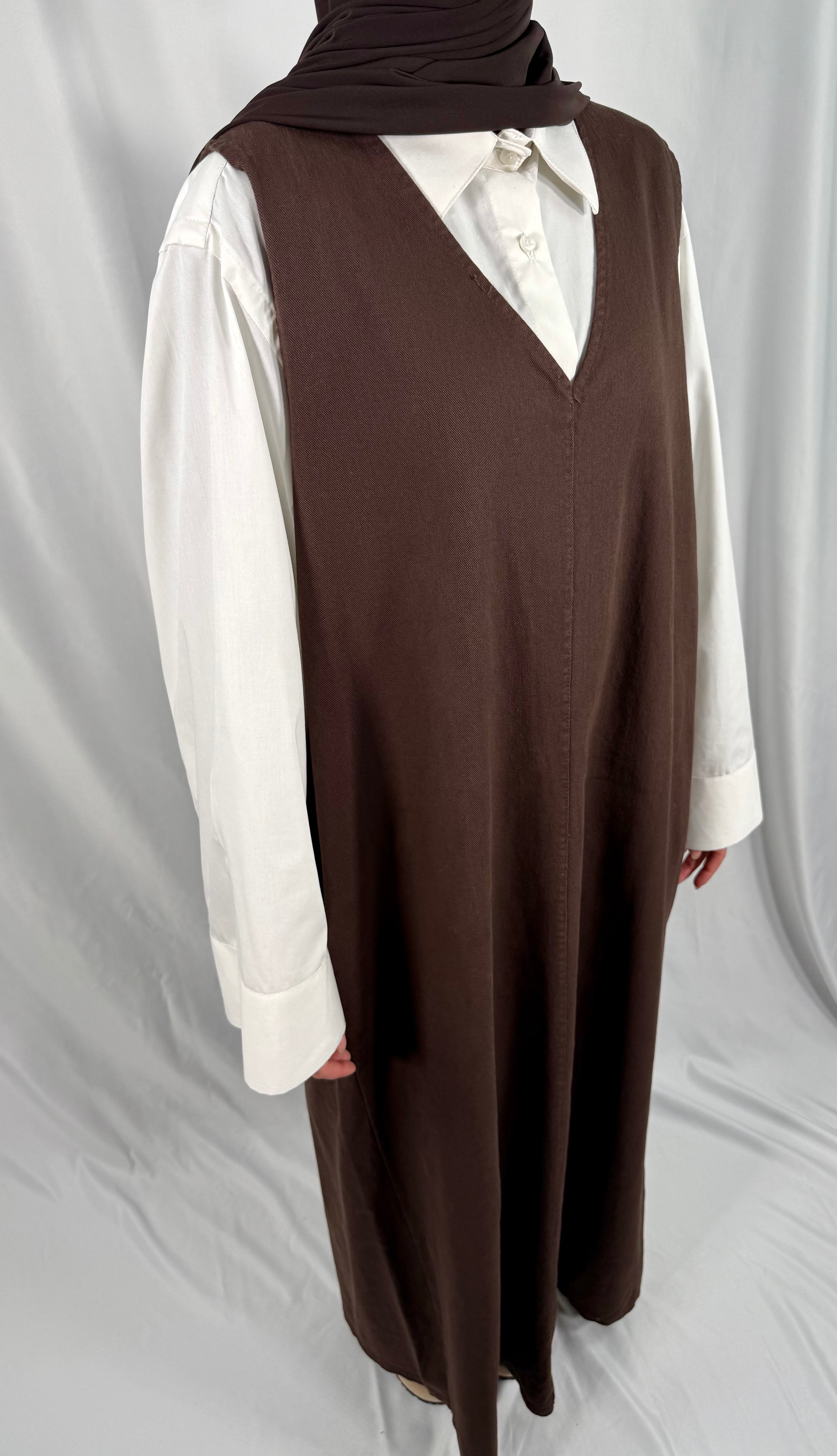 Sleeveless denim dress