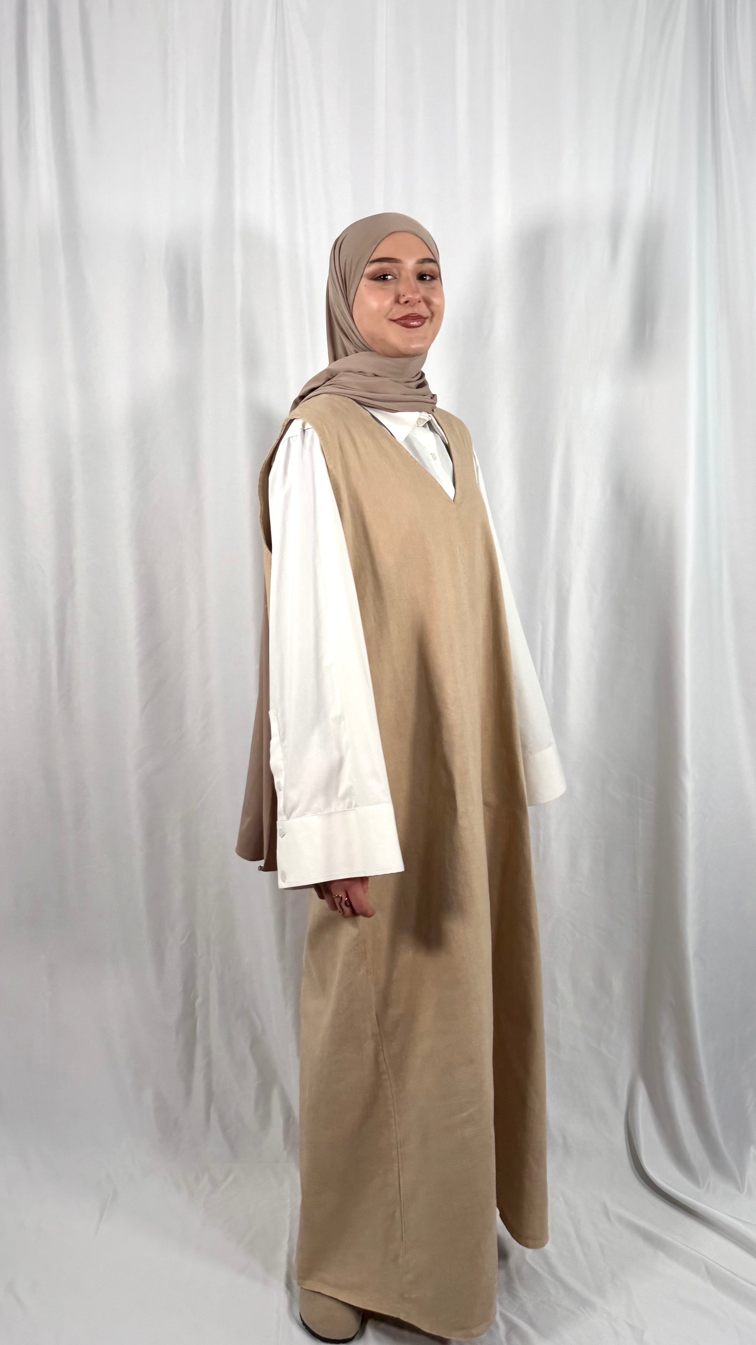 Sleeveless denim dress