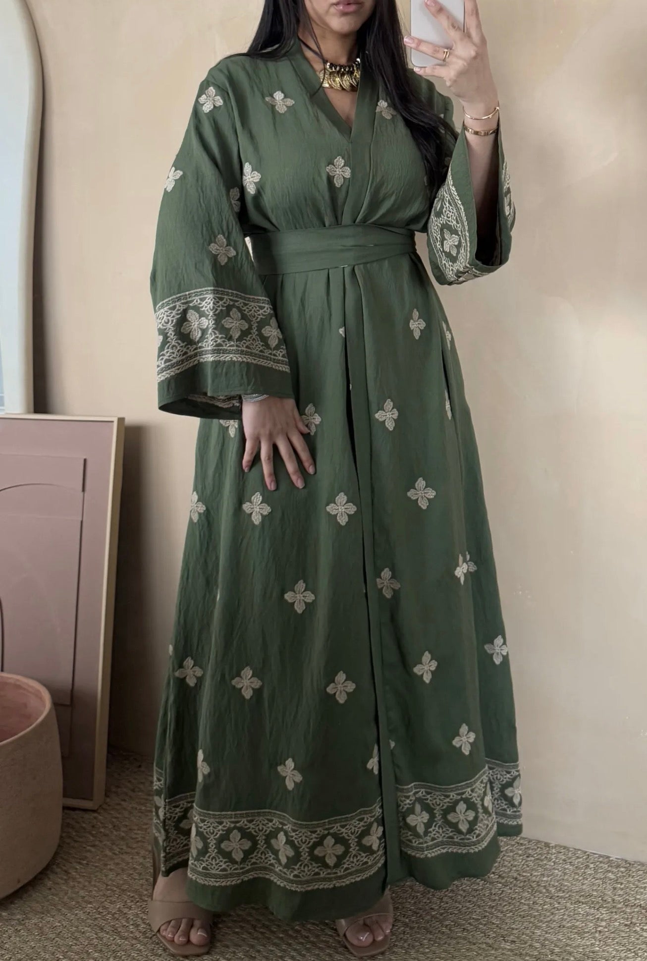 Oriental Embroidered Abaya