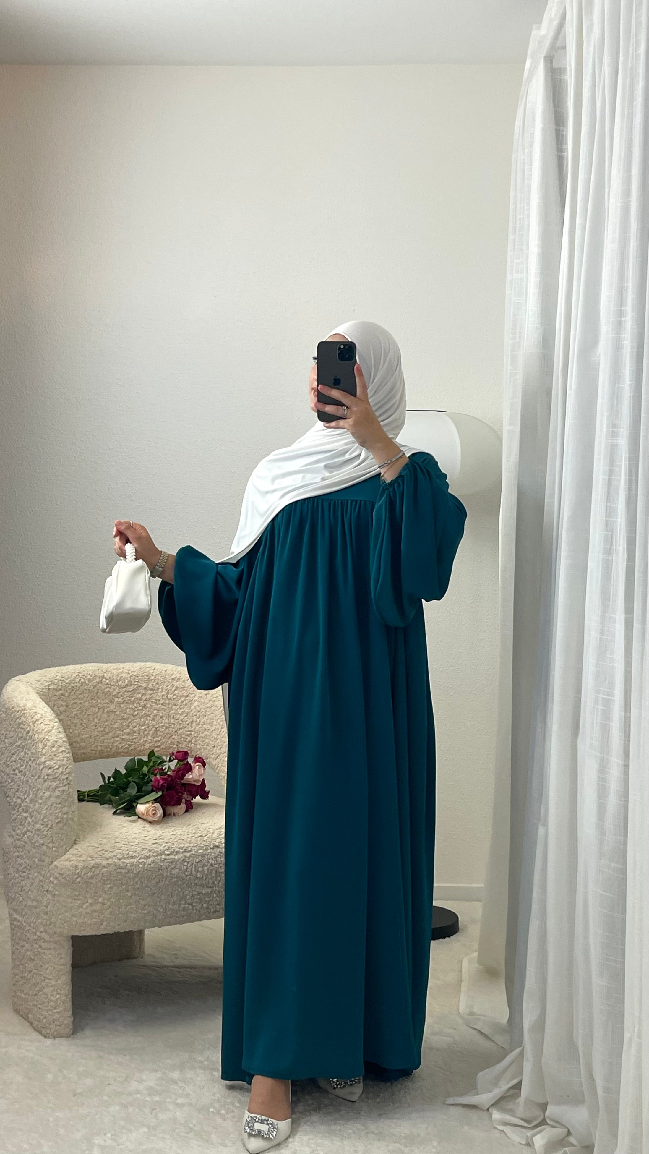 Puffed Sleeve Pleated Abaya