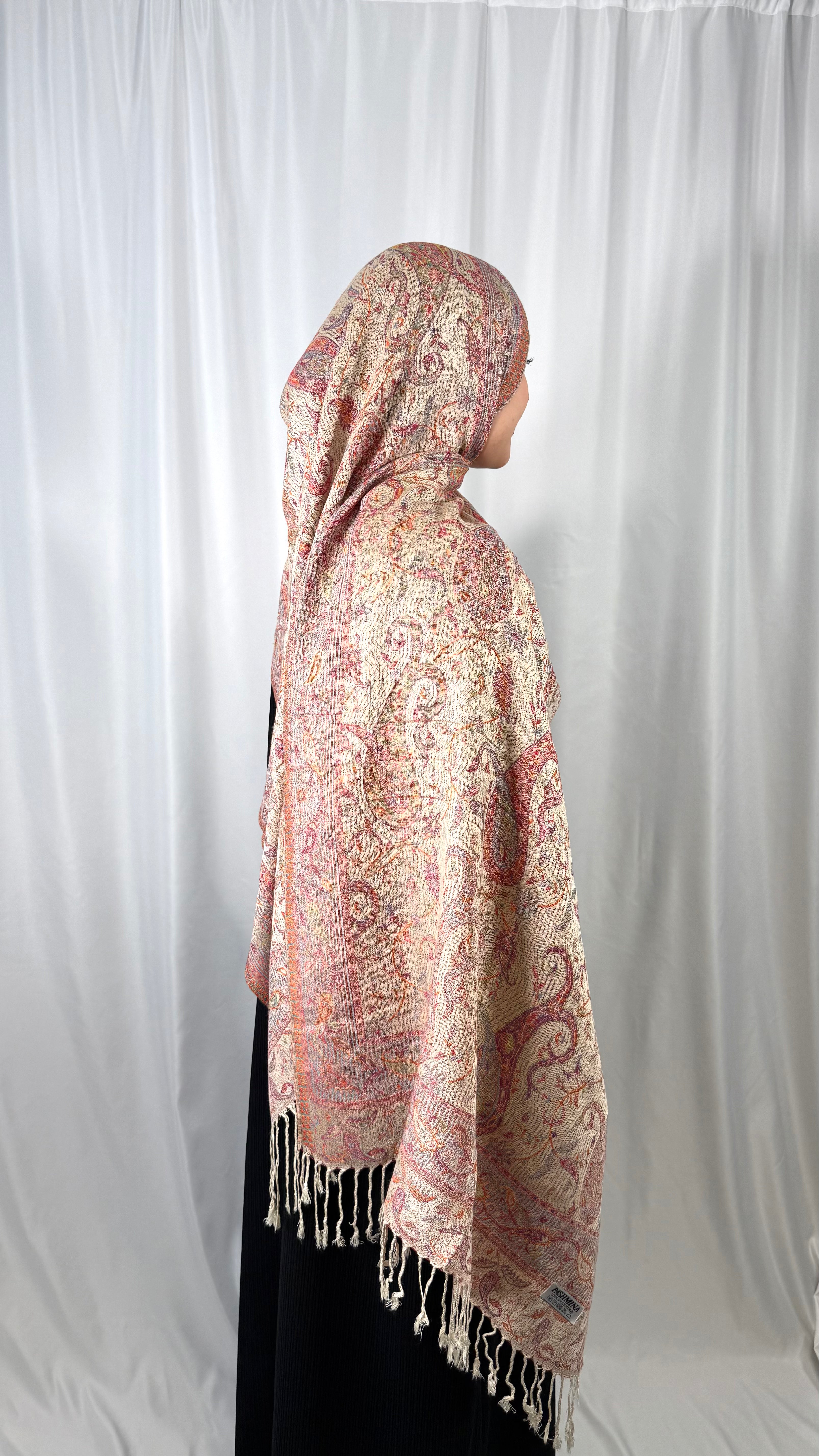 Pashmina with fringe