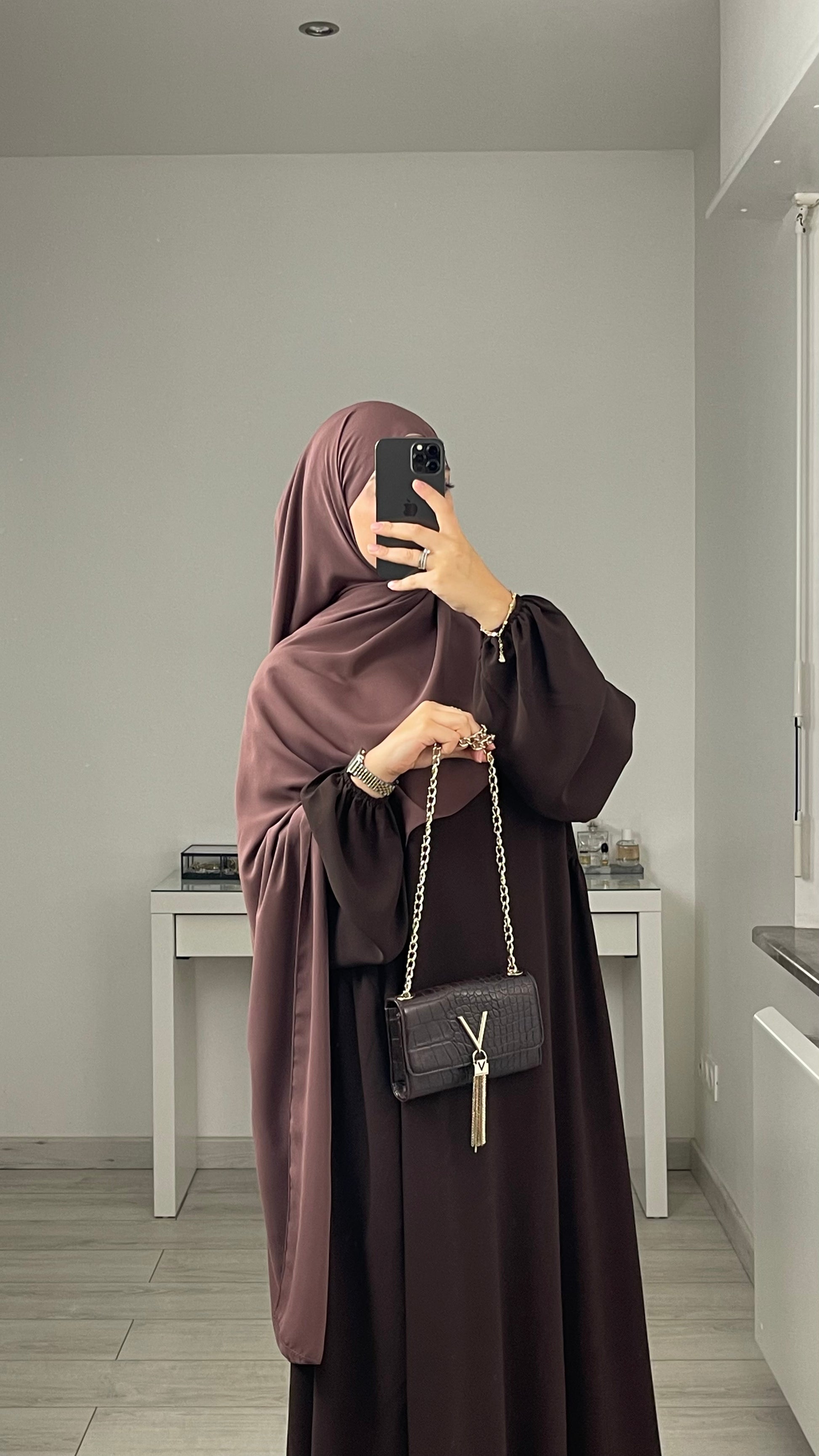 Hijab best sale abaya shop