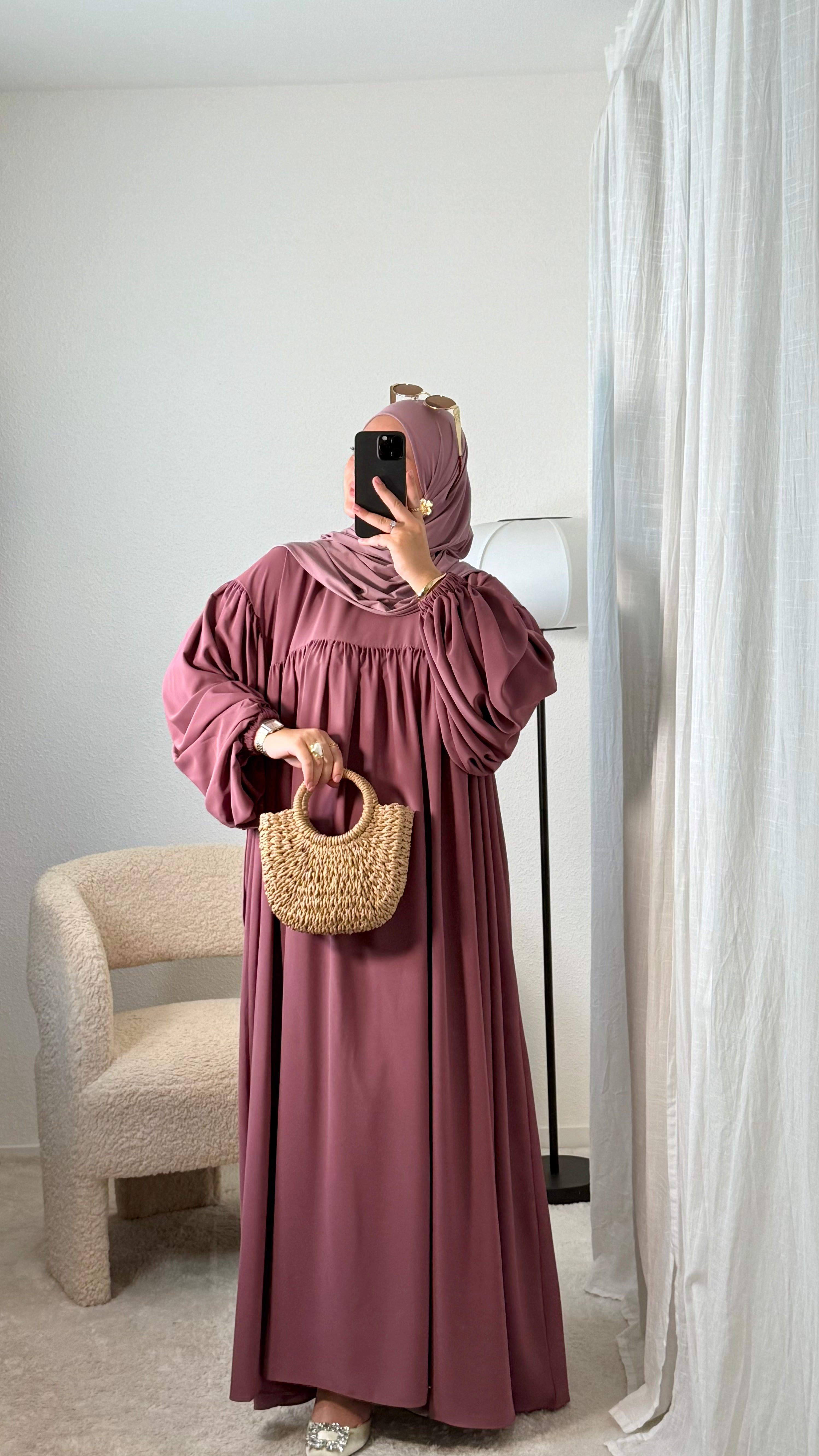 PREMIUM Pleated Abaya