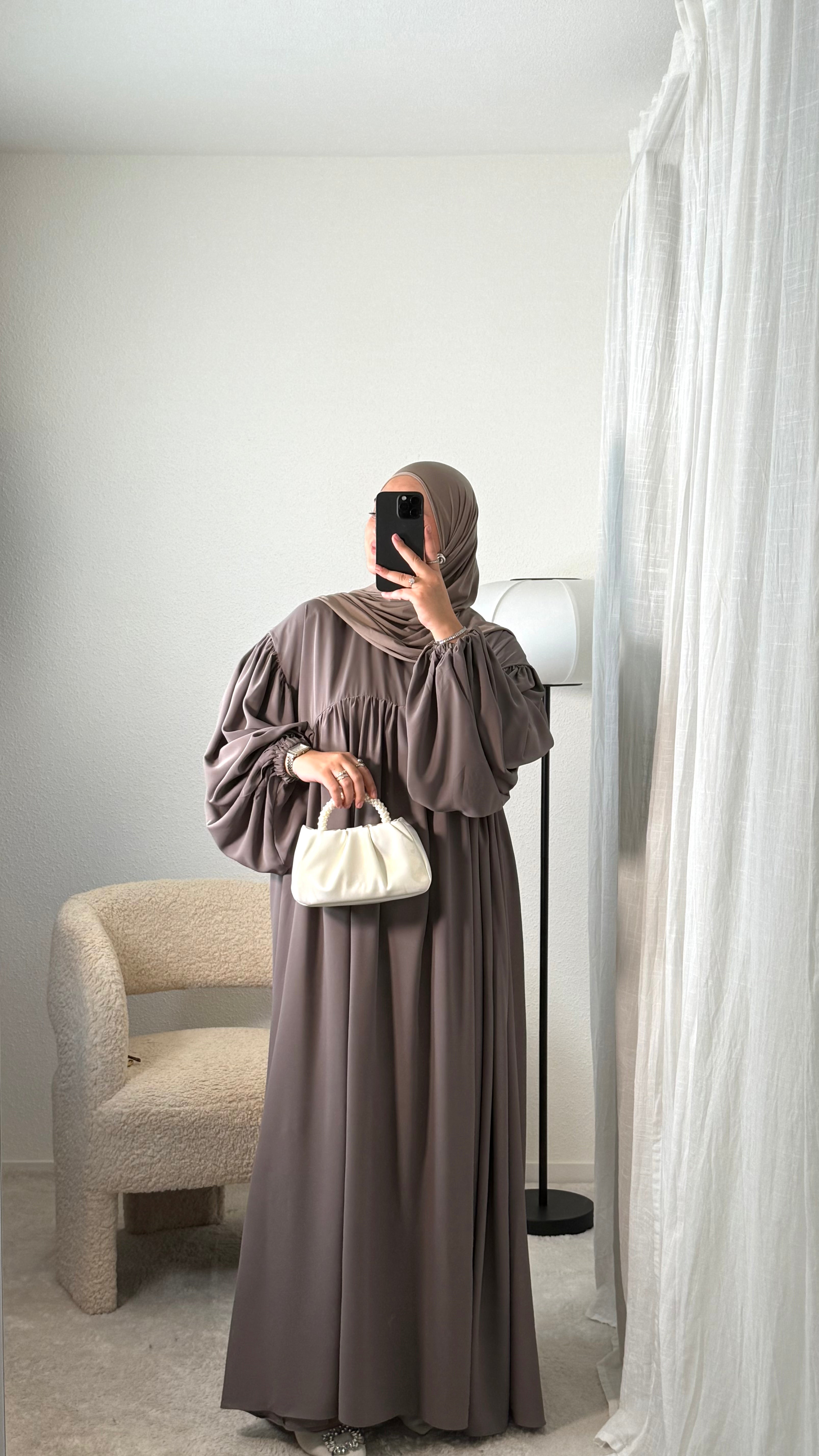 PREMIUM Pleated Abaya