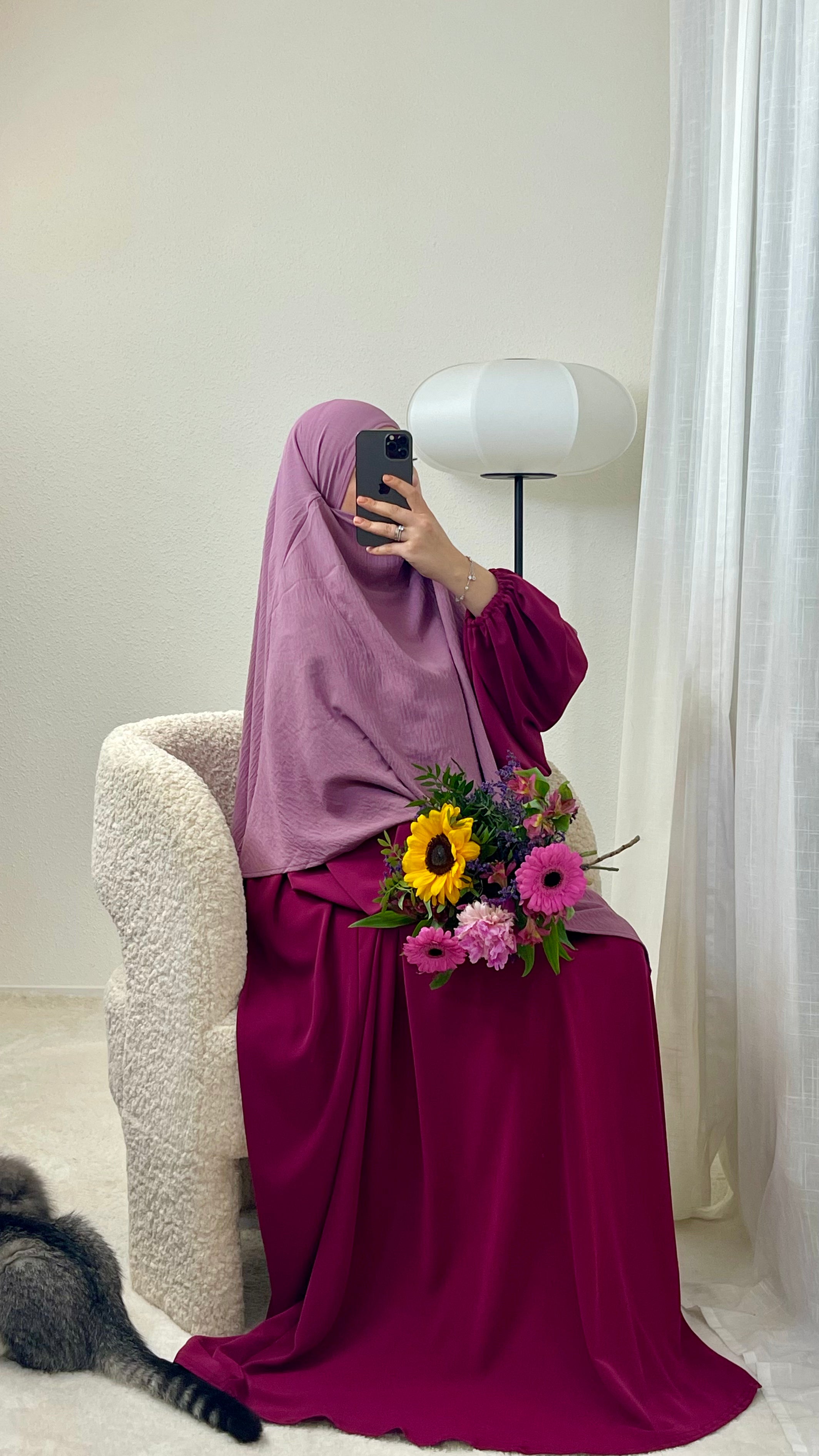 Puffed Sleeve Pleated Abaya