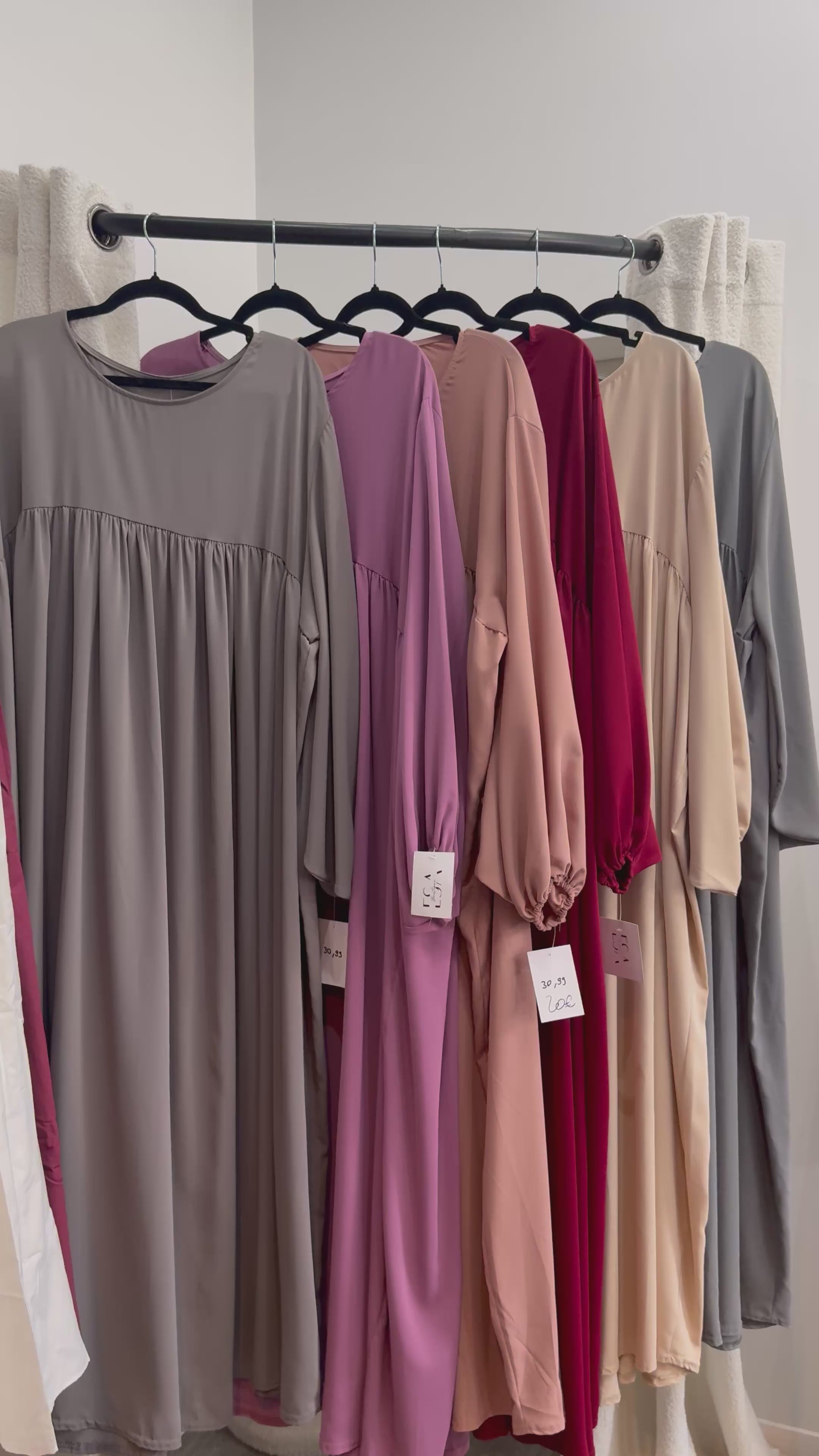 Puffed Sleeve Pleated Abaya